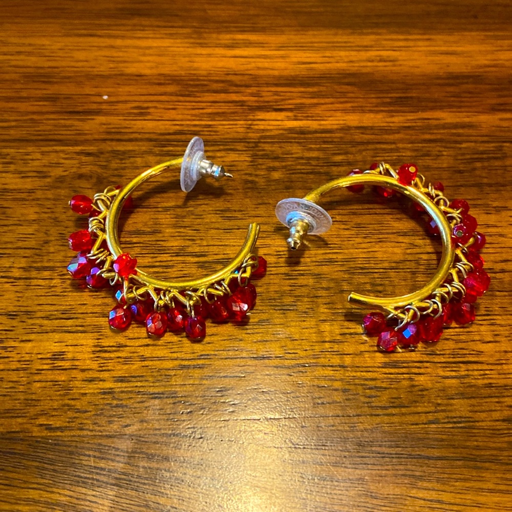 Playful Red dangle bead earrings